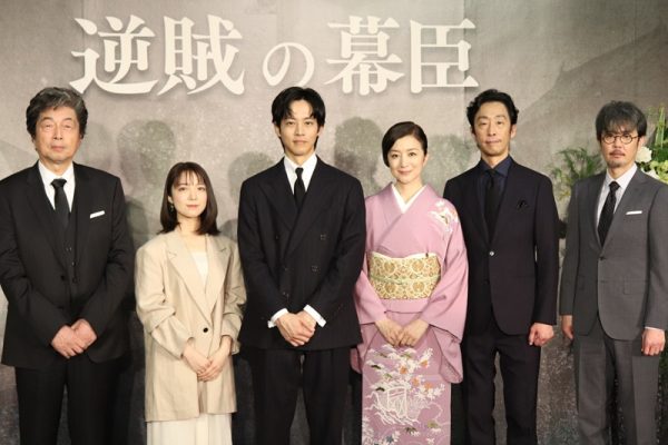 松坂桃李、主演大河ドラマの豪華共演者に「興奮と安心が同時に押し寄せ