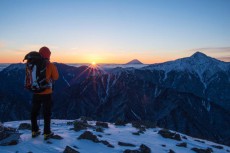 
年末年始の登山　ご来光後に天気急変に警戒を
        