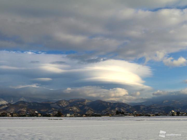 
東北で巨大な吊るし雲が出現　雨雲接近の兆し
        