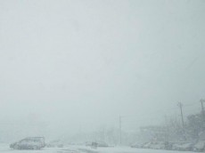 
北海道　晴れ時々吹雪　天気の急変に注意
        