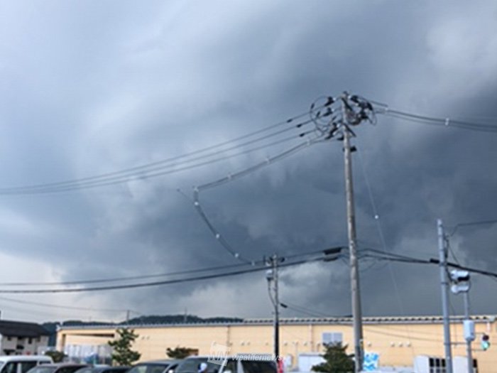 
宮城県上空に“アーチ雲”　関東北部・東北南部は激しい雷雨や突風に警戒
        