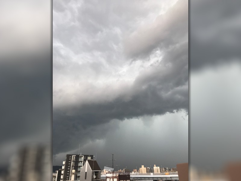 
福岡県でも激しい雷雨　明日以降も急な雷雨に注意
        