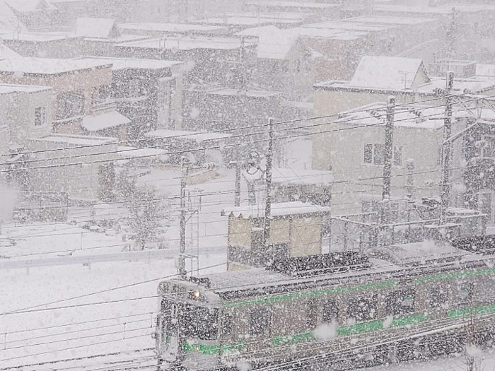 
北海道　明日16日(土)まで猛吹雪に警戒　ホワイトアウトのおそれも
        