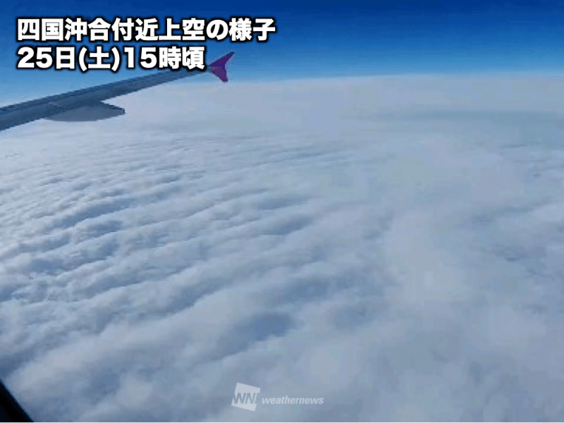 
機上から見下ろすナミナミ雲の海原
        