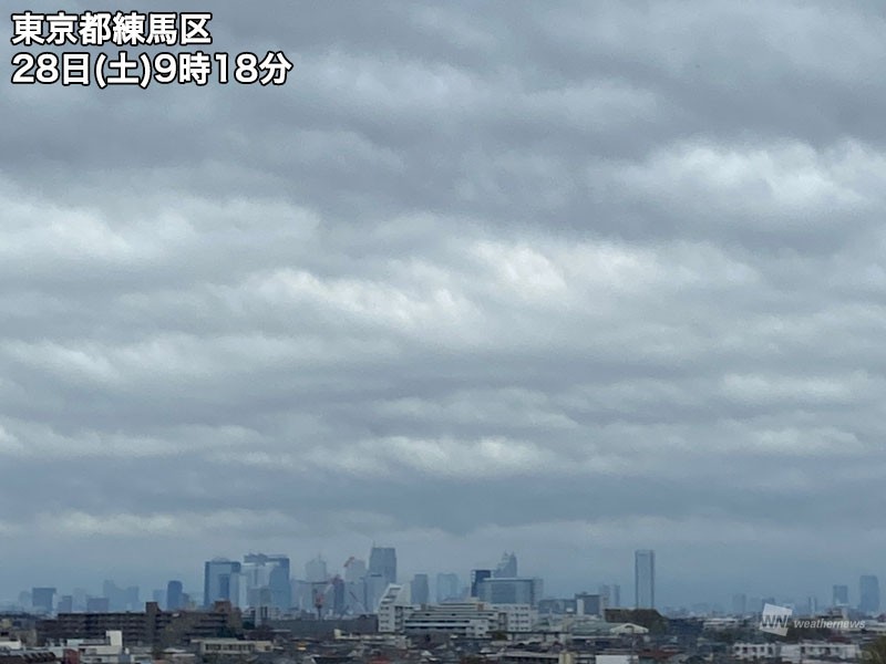 
雨は一旦小康状態も午後は広範囲で降り出す
        