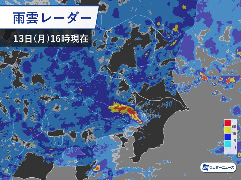 
東京で1時間に30mm前後の激しい雨　道路冠水のおそれ
        