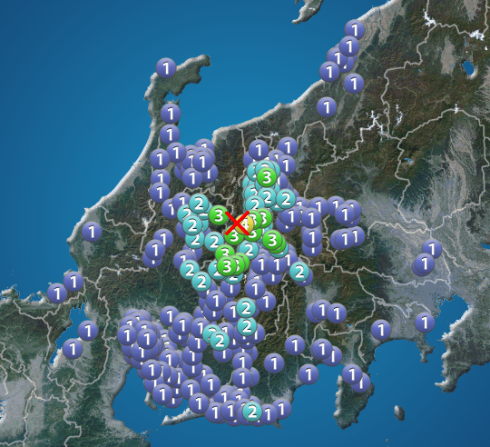 
長野県で震度4の地震　M5.5　津波の心配なし
        