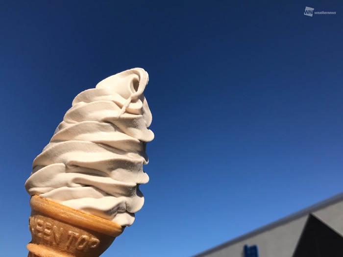 
今日はソフトクリームの日　味と暑さ、売れ行きのヒミツ
        