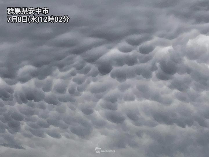 
関東で乳房雲が出現　強雨をもたらした雲の一部
        