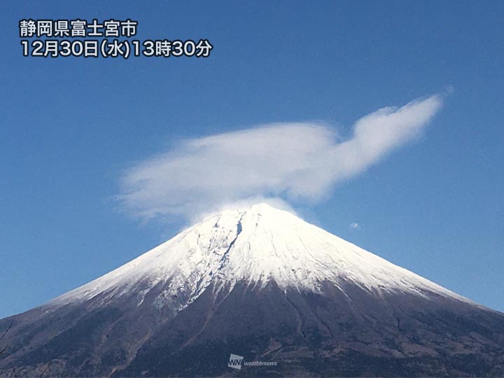 富士山も年越し準備完了　今朝の雪でしっかりと雪化粧