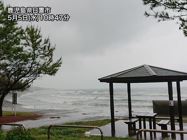 雨の範囲が東に広がる　西日本太平洋側は激しい雨