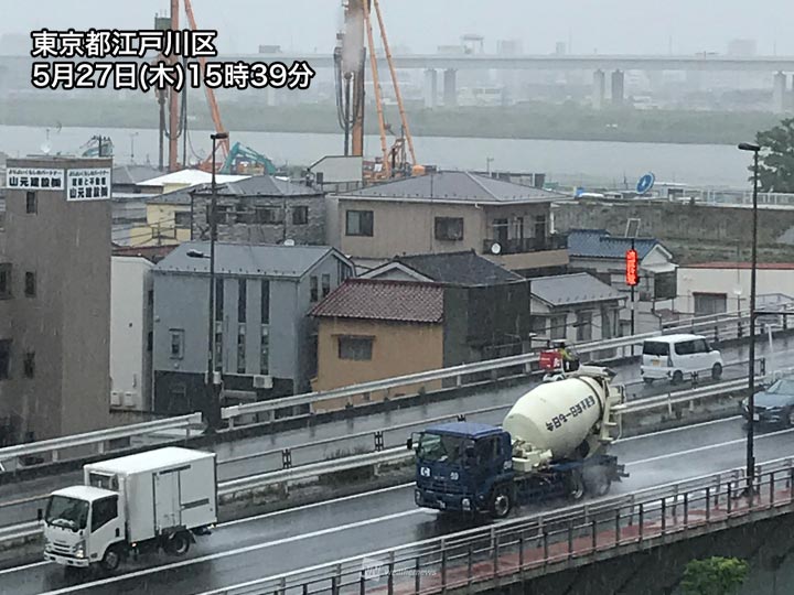 関東は雨のピークで土砂降り　東京都心は約1か月ぶりに10mm/h超の雨