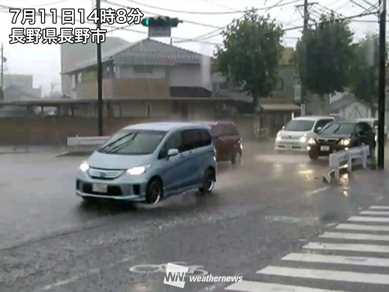 西日本から東日本の広範囲でゲリラ豪雨　降雹や道路冠水も