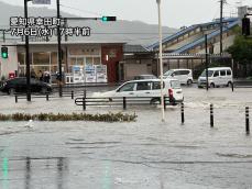 愛知県内で局地的に激しい雨　東海道新幹線が一時運転見合わせ