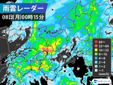 低気圧接近し関西で大雨　神戸などに大雨警報や土砂災害警戒情報