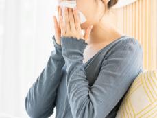 長引く鼻水に注意！ 黄砂や花粉で副鼻腔炎の慢性化増!? 中耳炎などのリスクも