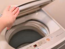 洗濯機のカビを防ぐ5つの方法　9月にかけて爆発的に発生も…