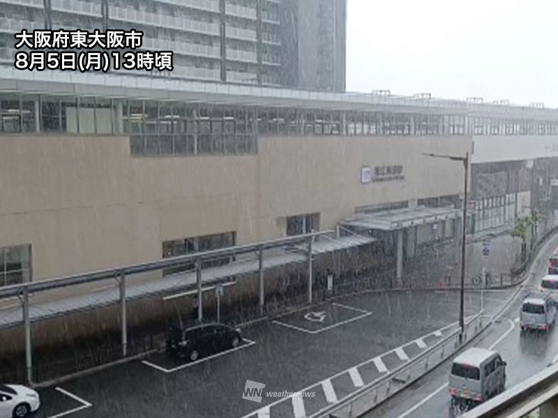 大阪や神戸で連日のゲリラ雷雨　天気の急変に注意
