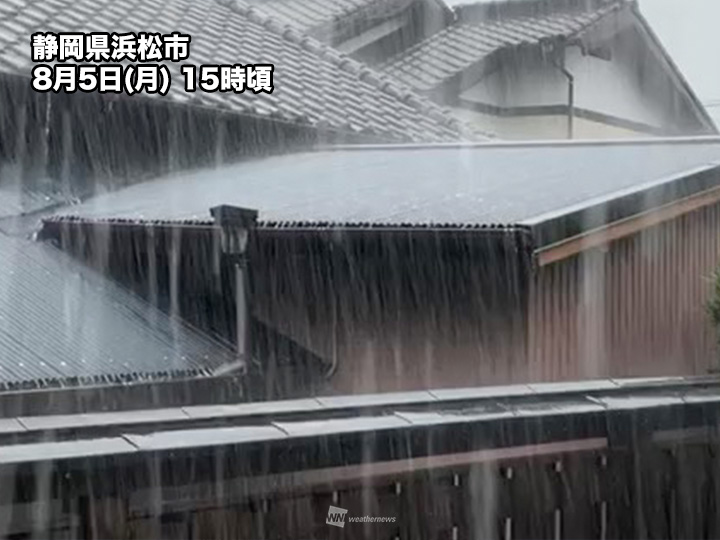 広範囲でゲリラ雷雨が発生　今夜いっぱいは強雨や雷に注意