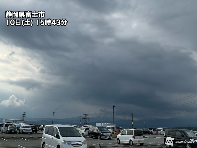 静岡や関東北部などでゲリラ雷雨　関東南部にも流れ込む可能性