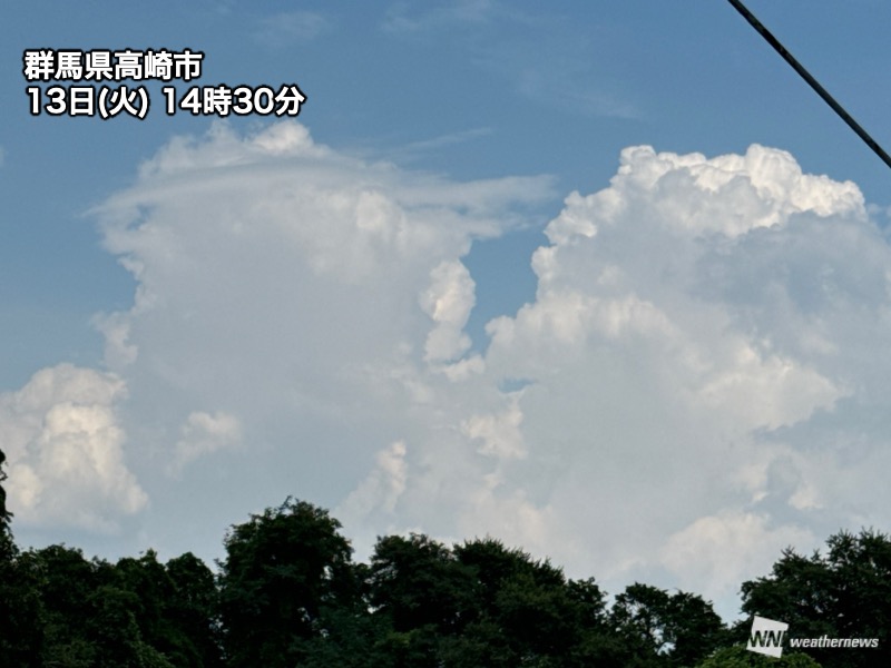 関東甲信や東北の山沿いで雨雲が発達　急な土砂降りの雨に注意