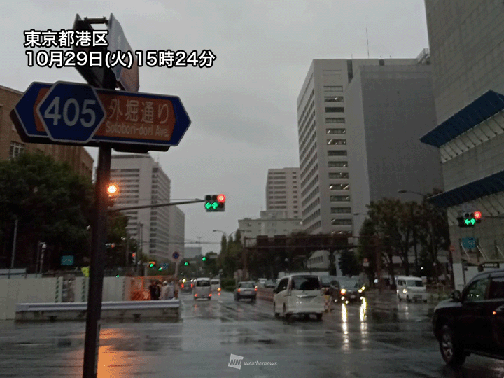 近畿から関東で本降りの雨　関東は明日の通勤・通学時間まで降り続く