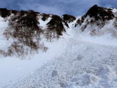 「雪崩」から命を守る3つの対策　前兆は？もし遭遇してしまったら？