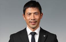 横浜FCが四方田修平監督と契約更新、就任1年目でJ1復帰を果たす「より厳しい戦いが待っている」