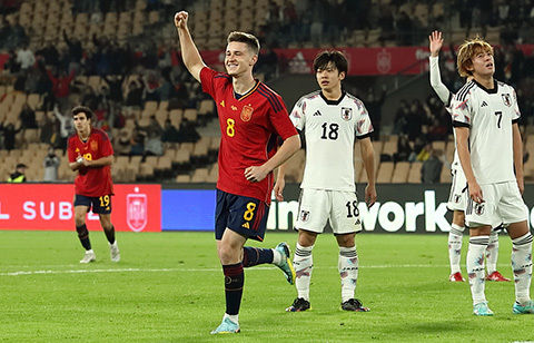 U-21日本代表、後半の2失点で強豪スペインに完敗…《欧州遠征》