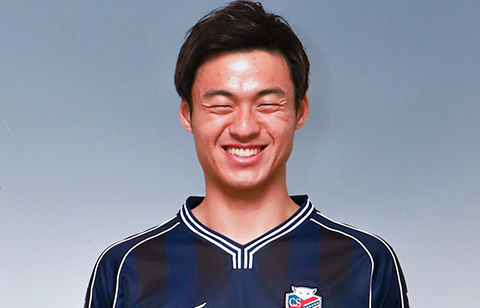 金沢が札幌から2mの長身GK中野小次郎を期限付き移籍で獲得、今季は公式戦11試合出場