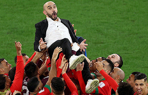 「彼らを誇りに思う」、モロッコ史上初の8強に導いたレグラギ監督が献身の選手たちを称賛