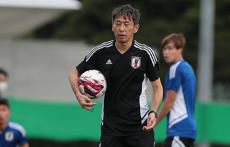 W杯で日本代表コーチを務めた上野優作氏がJ3岐阜で監督初挑戦「新たな歴史を作る覚悟」
