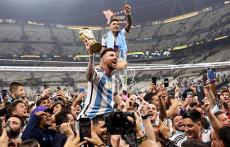 W杯制覇のアルゼンチン、政府が12月20日を急遽祝日に！ 国民で祝うことを決定