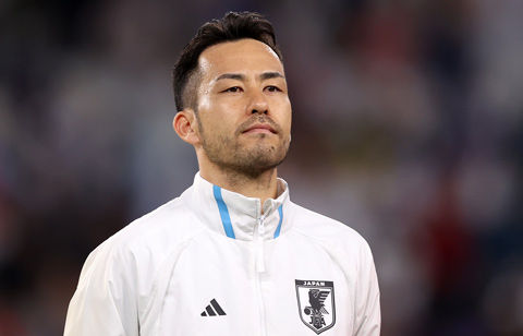 「三笘に会いに来た？」日本代表DF吉田麻也が古巣スタジアムを訪問、ファンからは復帰待望論も「今すぐ彼を連れ戻すべき」
