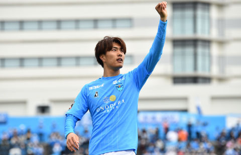 来季J1の横浜FC、エース小川航基の契約更新を発表！　今季J2の得点王＆MVP