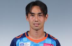YS横浜がオーストラリアからシーズン途中加入のMF古賀俊太郎と契約更新「責任と誇りを持って戦います」