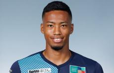 福岡がDF三國ケネディエブスと契約更新、昨年8月に栃木から復帰