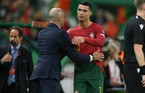 「とても満足」ユーロ予選2連勝のポルトガル、38歳でも2ゴールのC・ロナウドに監督が言及「とても重要な存在」
