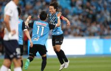 川崎Fが2-0で柏を下し連敗ストップ！　小林悠が先制点ゲット、登里享平のゴラッソで追撃【明治安田J1第15節】