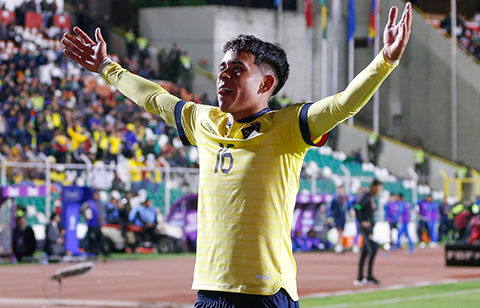 エクアドルの16歳神童パエスがW杯南米予選史上最年少ゴール！2025年夏にチェルシー加入予定