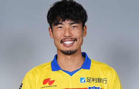 今季加入でリーグ戦24試合出場、栃木DF岡﨑亮平が1年で退団「県民の歌は一生忘れません」