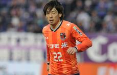 J3首位を走る大宮、横浜FCのDF和田拓也が7年ぶりに完全移籍で復帰！「J3優勝、J2昇格を掴み取りましょう」