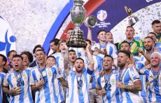 フランスサッカー連盟、コパ優勝アルゼンチン代表の人種差別的チャントに法的措置