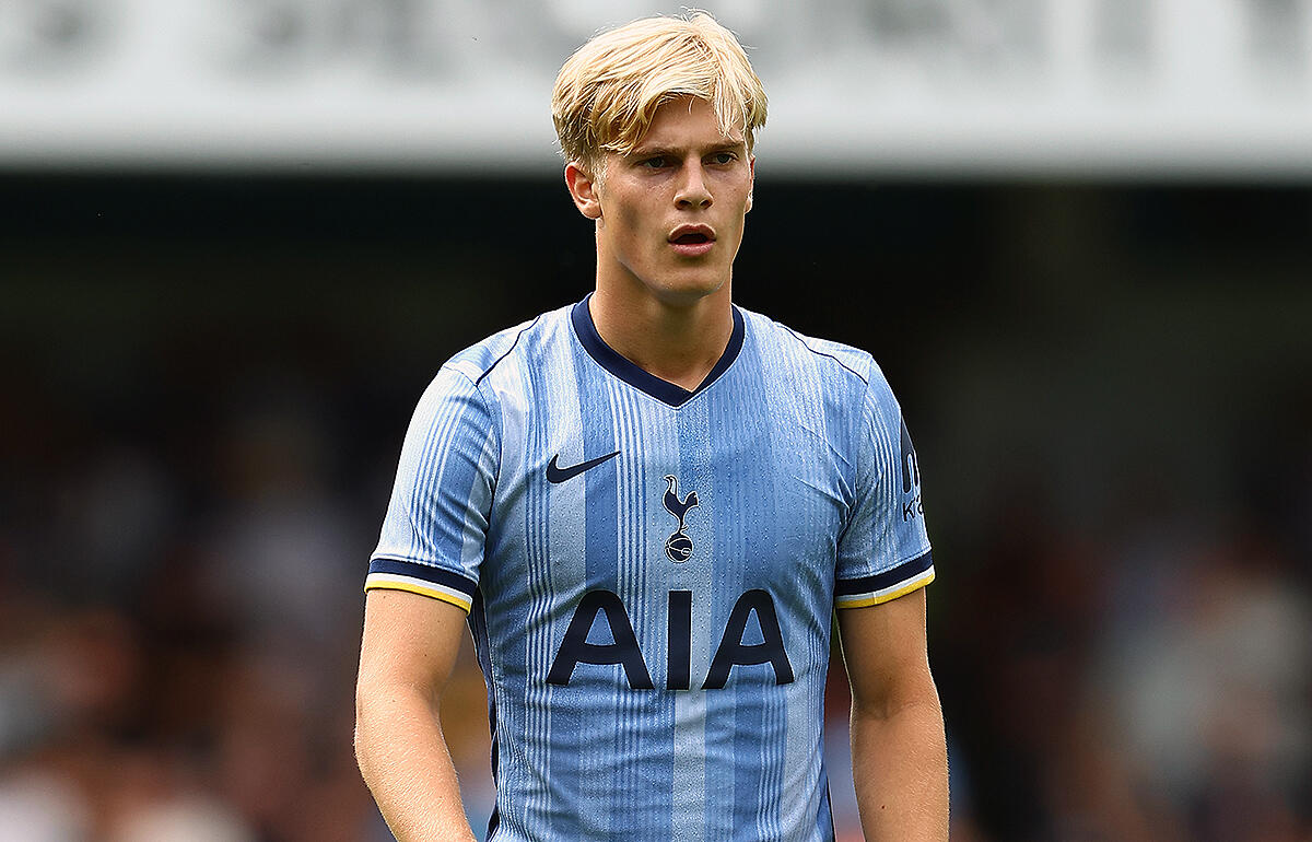 スパーズの新戦力ベリヴァルがPSMで負傷交代…指揮官は「大したことでは