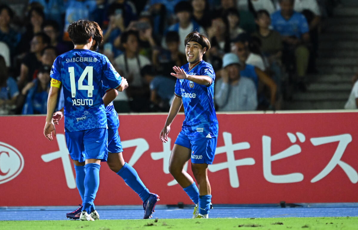 またも遠野大弥！ 後半ATのヘディング弾で川崎Fが勝ち越し、唯一のJ2勢甲府は粘るも準々決勝敗退【YBCルヴァンカップ】