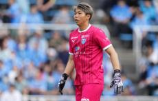 J1復帰の横浜FC、リーグ最少失点貢献のGK市川暉記やDFンドカ・ボニフェイスら4選手と契約更新