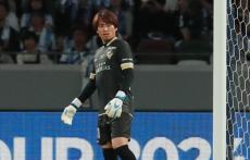 「攻撃的なプレーでチームの勝利に貢献」琉球が東京V退団のGK佐藤久弥を獲得！