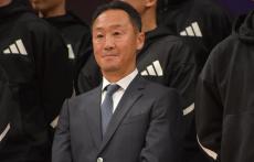 「一緒に大きな夢を見ていきたい」初のJ1で3位、躍進の町田・黒田剛監督が新体制発表会でタイトル宣言「絶対に獲っていこうじゃないか」