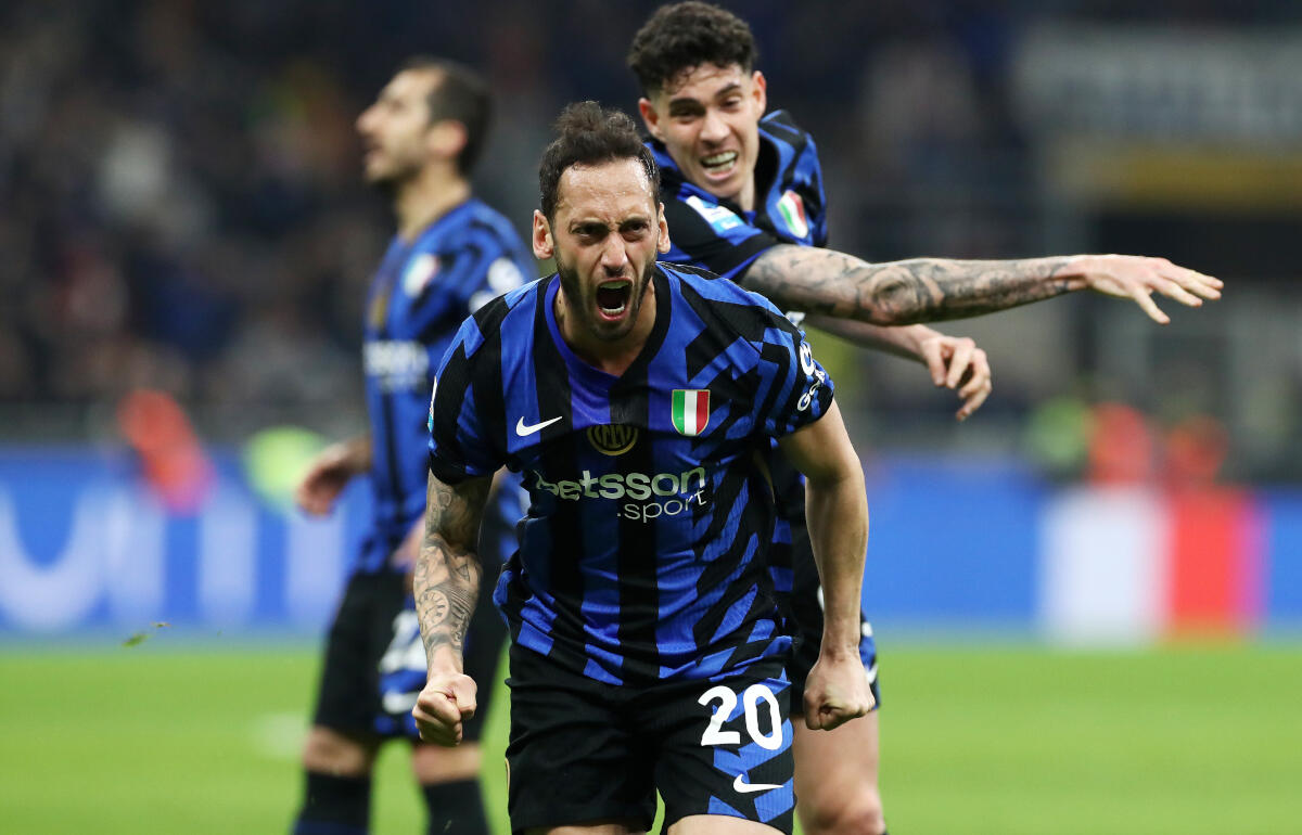 インテルが2点差をひっくり返して最下位モンツァに逆転勝利、首位堅守