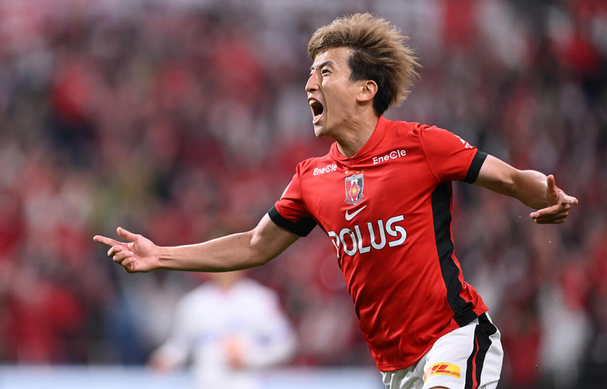 強いぞ浦和！カウンターから金子拓郎が初ゴールで2年ぶり4連勝、広島は